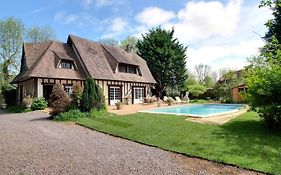 Superbe Maison Normande Avec Piscine A 3 Minutes De La Mer